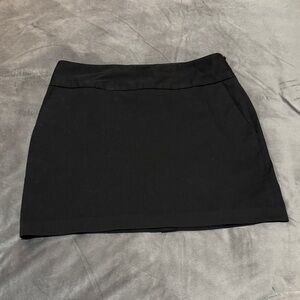 Forenza Black Mini Skirt, size 8.
